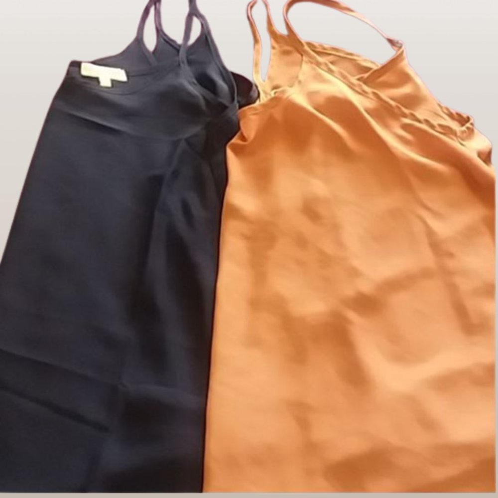 2pcs  Spaghetti Strap Top Blouse Size XL. Pre-loved In Good‎ Condition